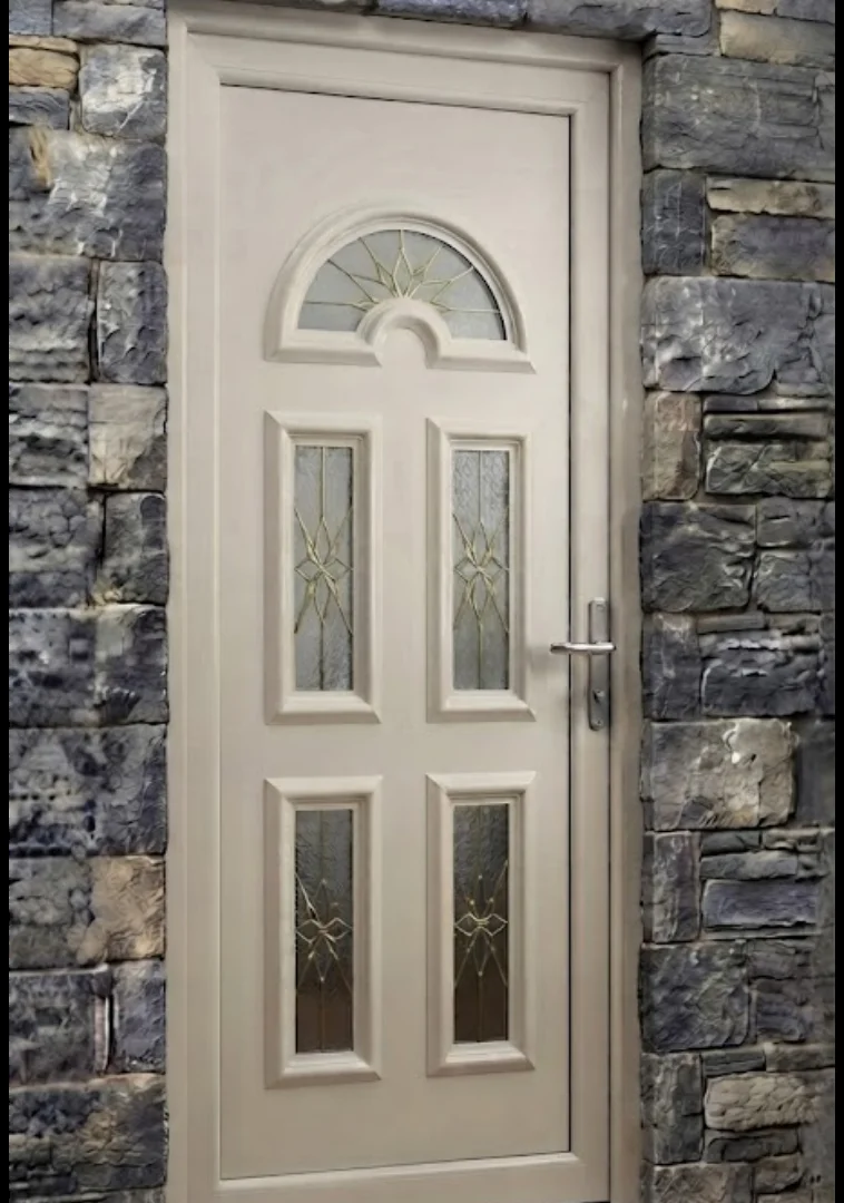 DM – ARIAS V gold csillag bejárati ajtó 88×198 cm